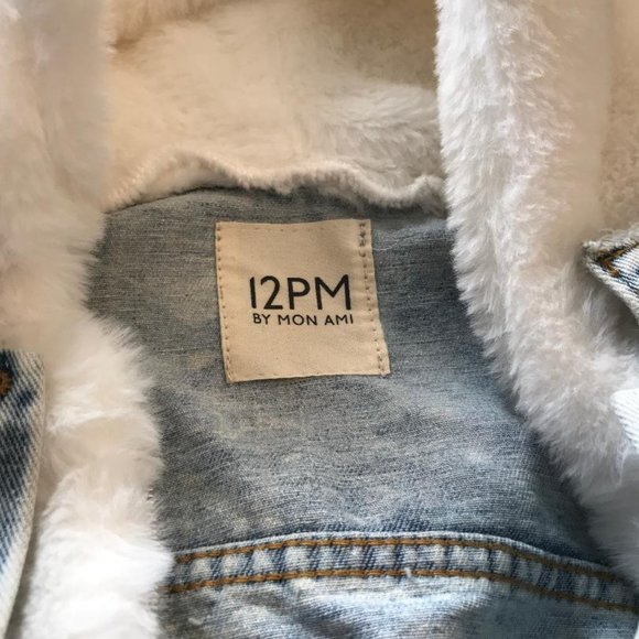 Jean Jacket Faux Fur Hood and Sleeves NEW! - Picture 15 of 15